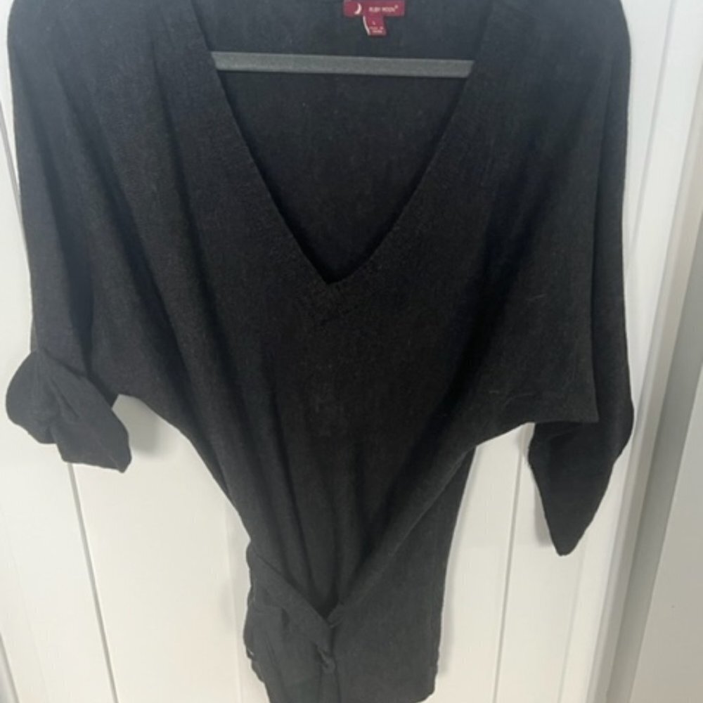 Sweater Top with Belt- L
